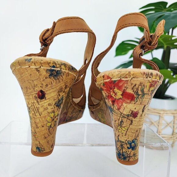 B.O.C. Born Women’s Concept Brown Leather Wedge Sandals Size 10 - Picture 3 of 9